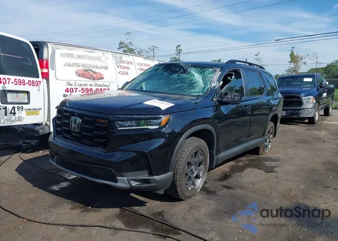 2023 Honda Pilot Awd Trailsport из США, поврежденный, VIN 5FNYG1H67PB042092